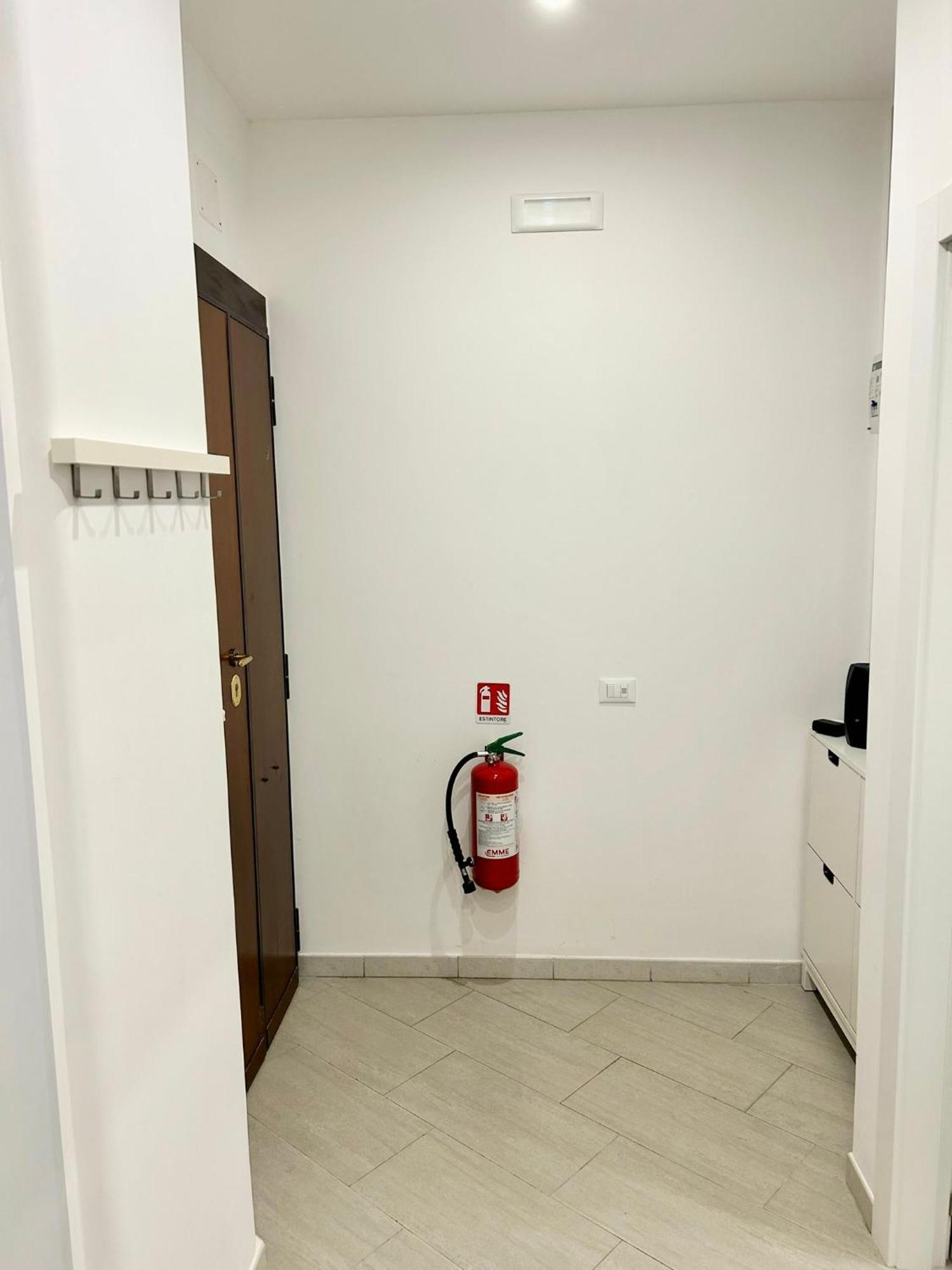 Roma Apartment Holiday Екстериор снимка